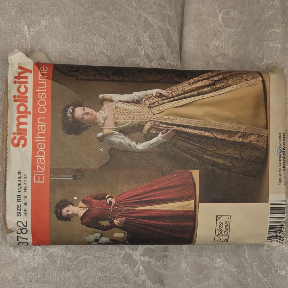 Simplicity: Sewing Pattern cut 3782